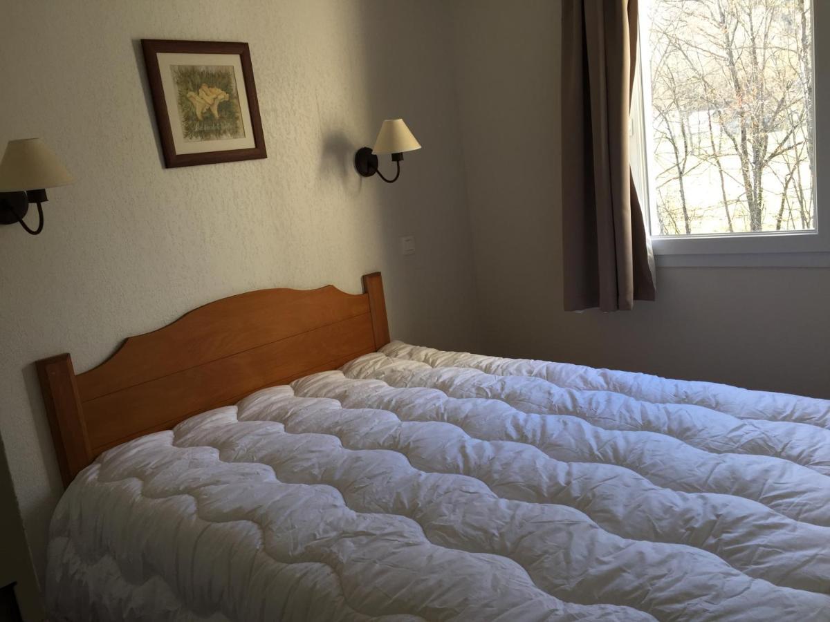 Agreable T2 Idealement Situe Au Coeur De Saintlary Exterior photo